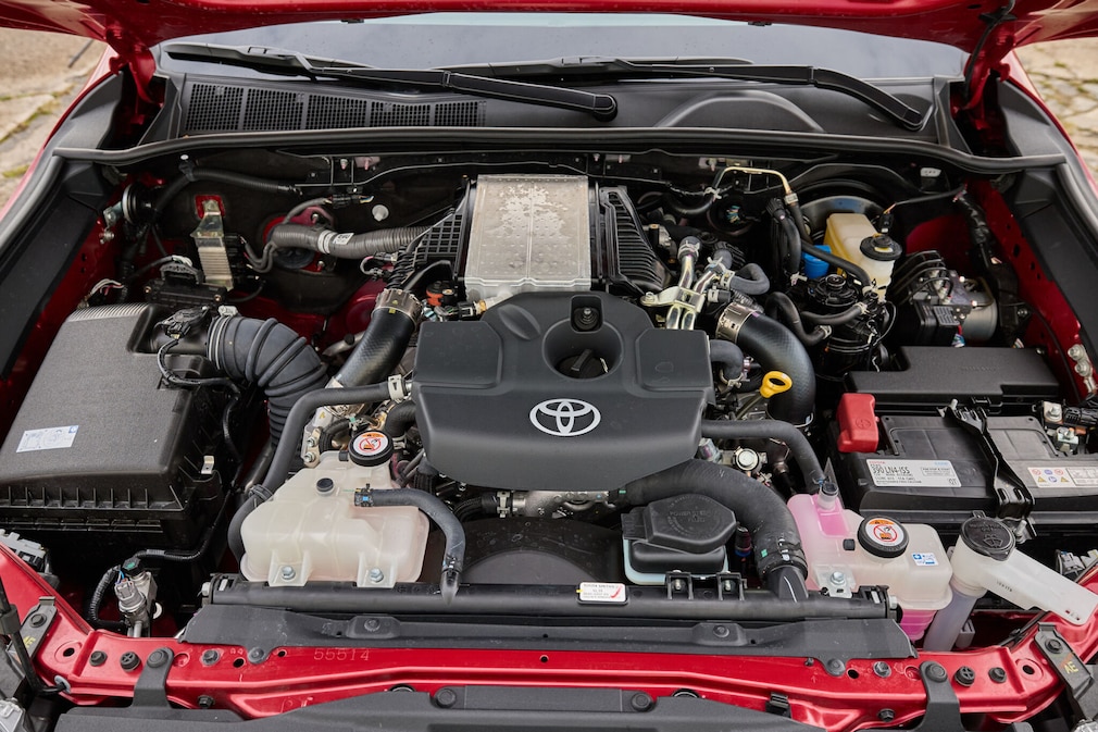 Toyota Hilux 2,8-l-D-4D