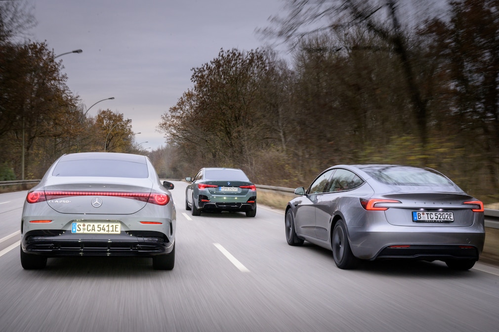 BMW i4 eDrive40 Mercedes CLA 250+ Tesla Model 3 Maximale Reichweite RWD
