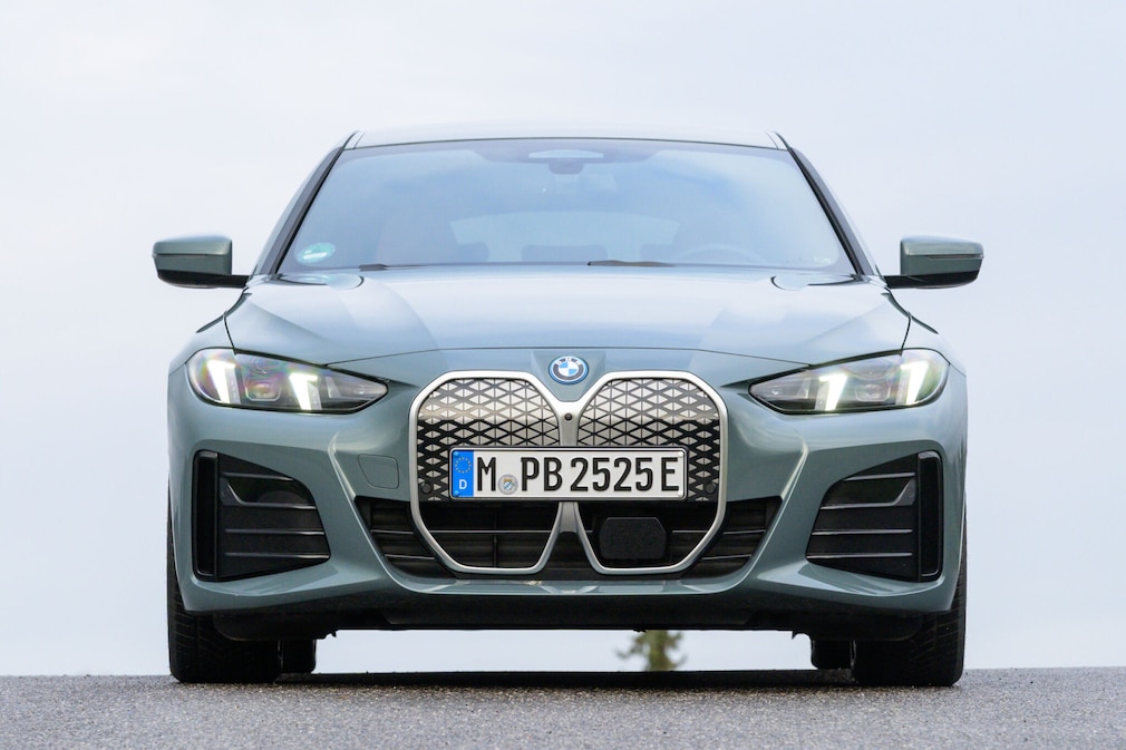 BMW i4 eDrive40
