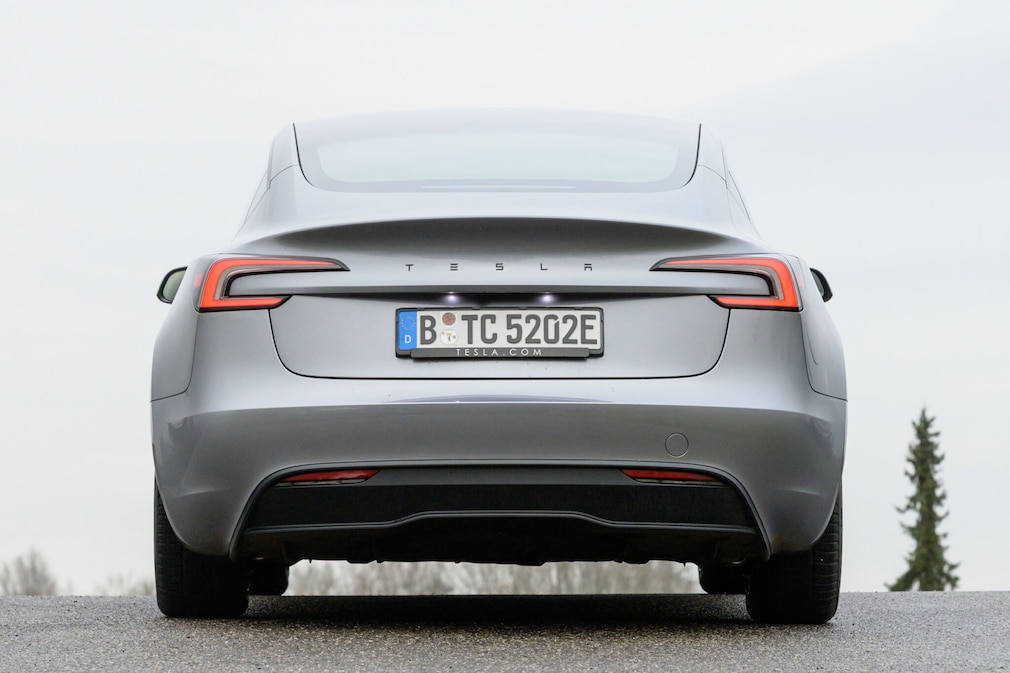 Tesla Model 3 Maximale Reichweite RWD