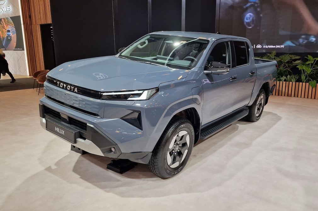 Toyota Hilux BEV