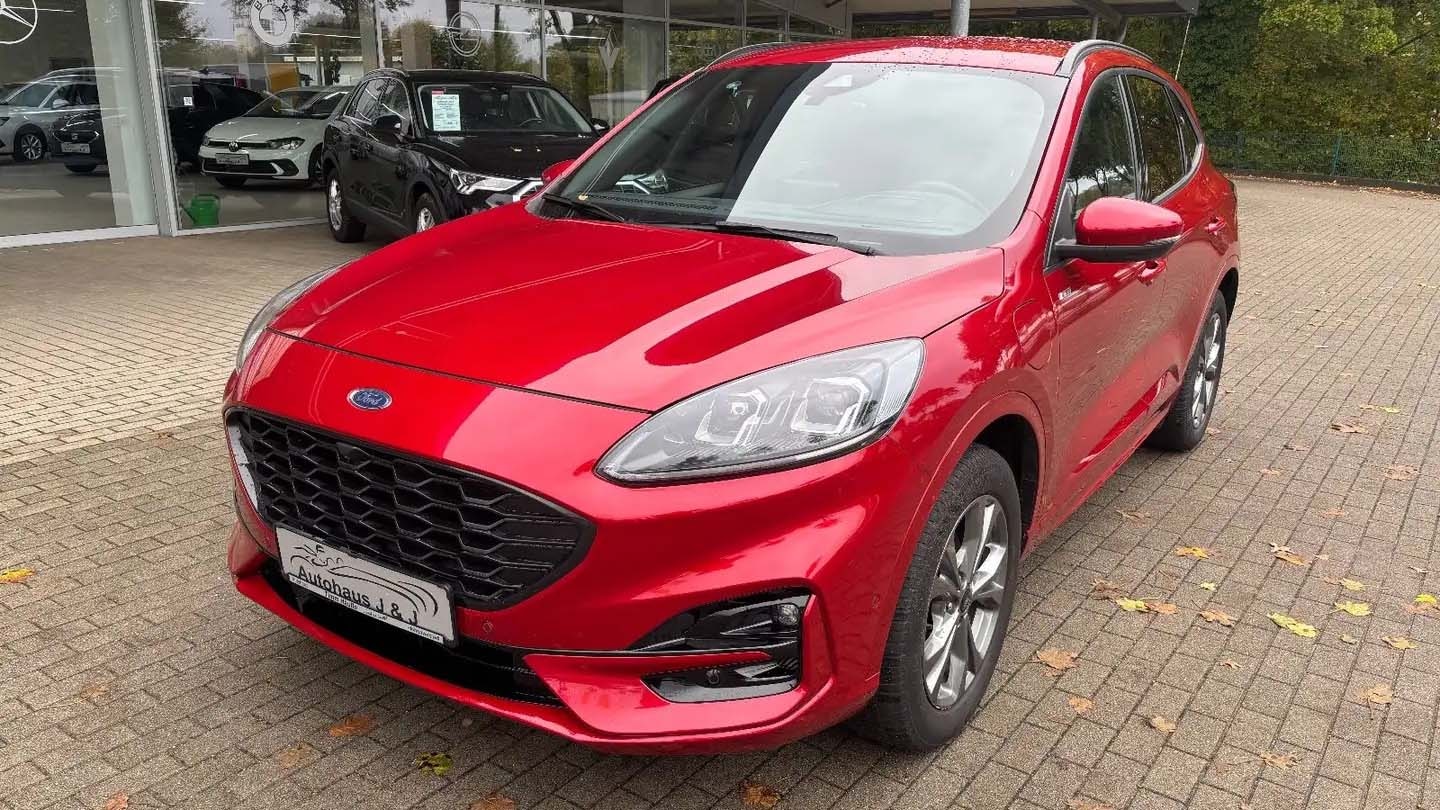Ford-Kuga-Plug-in-Hybrid-mit-wenigen-Kilometern