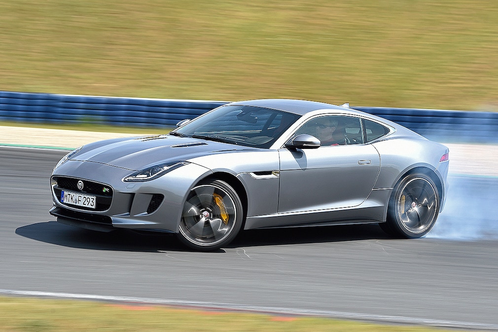 Jaguar F-Type R