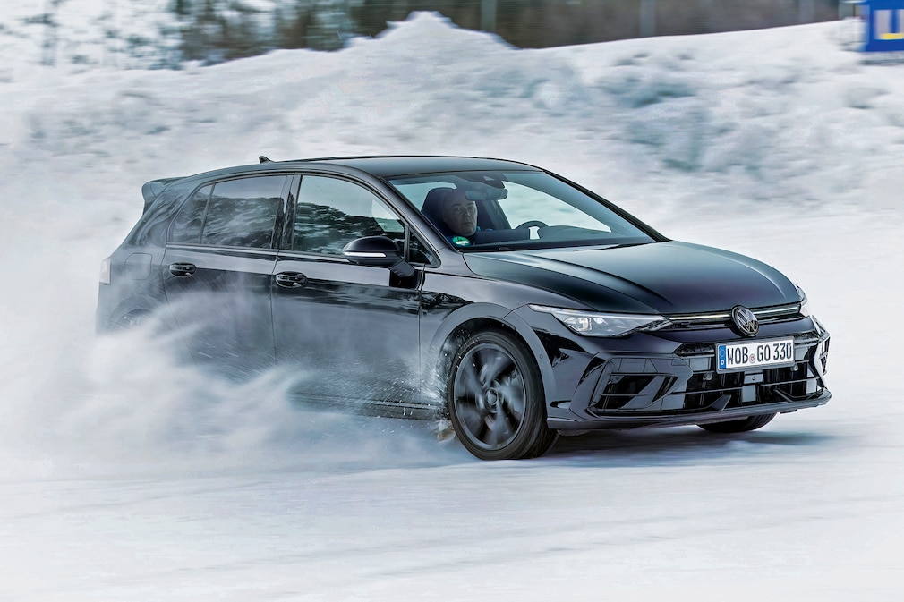 VW Golf R und Audi S3 im Wintervergleich