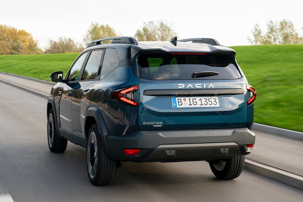 Dacia Bigster hybrid 155