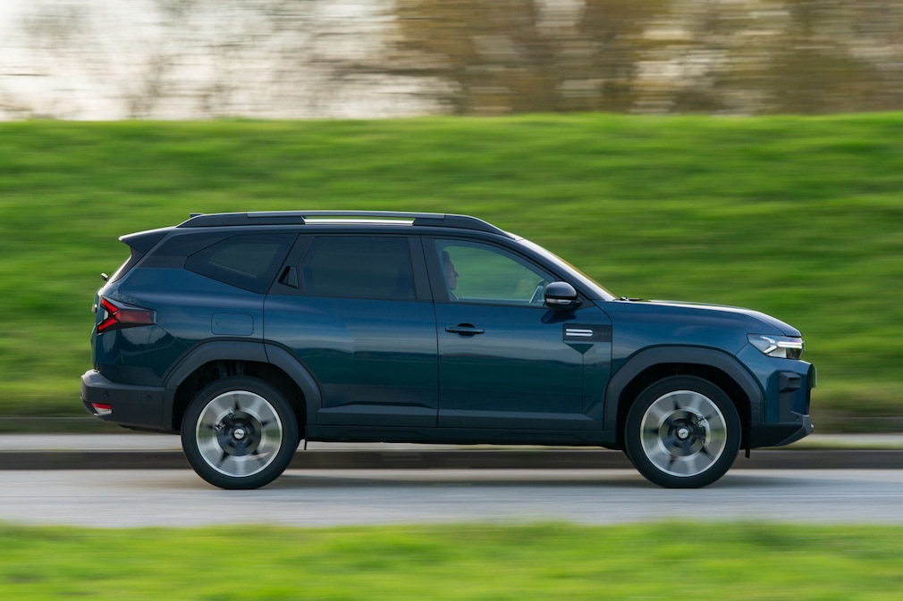 Dacia Bigster hybrid 155