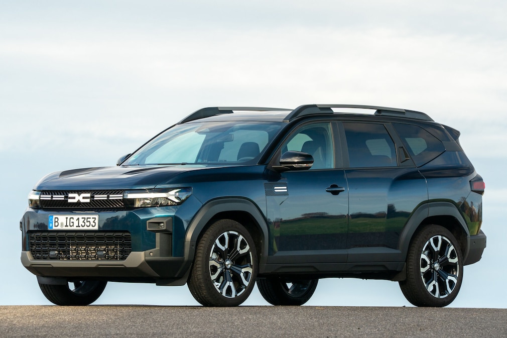 Dacia Bigster hybrid 155