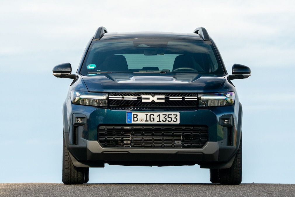 Dacia Bigster hybrid 155