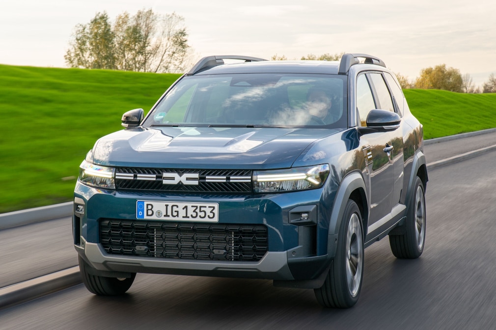 Dacia Bigster hybrid 155