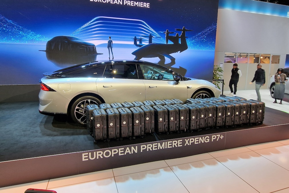 XPeng P7+