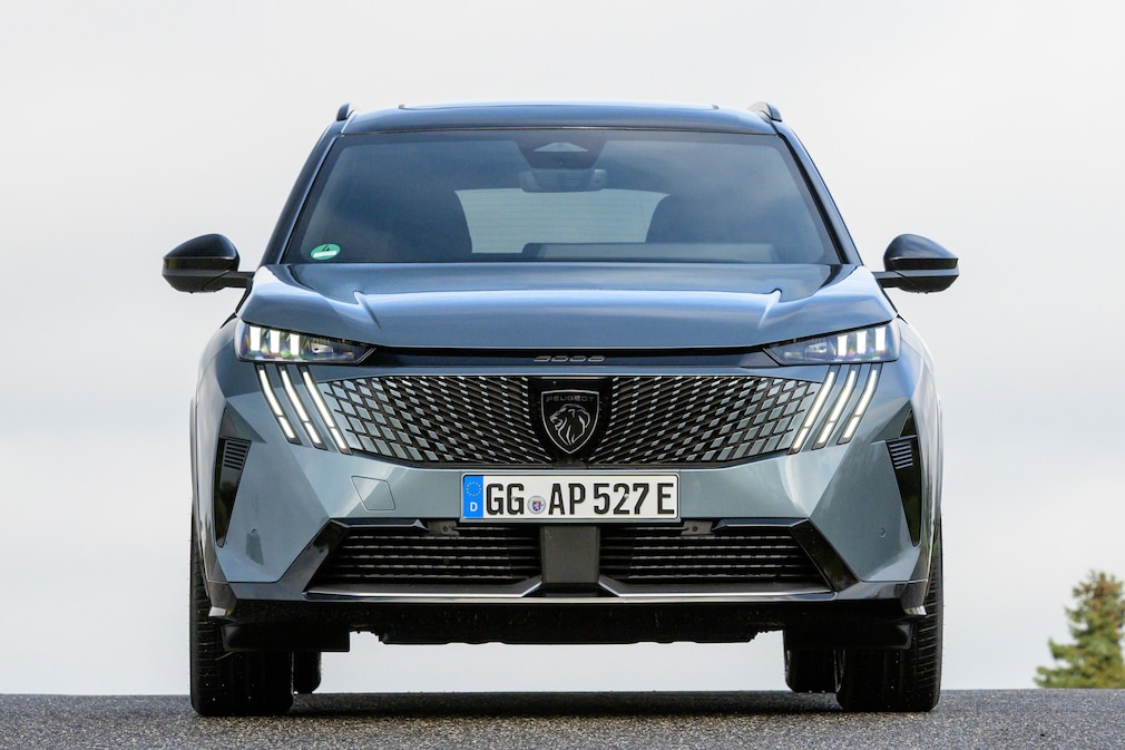 Peugeot E-5008 Dual-Elektromotor