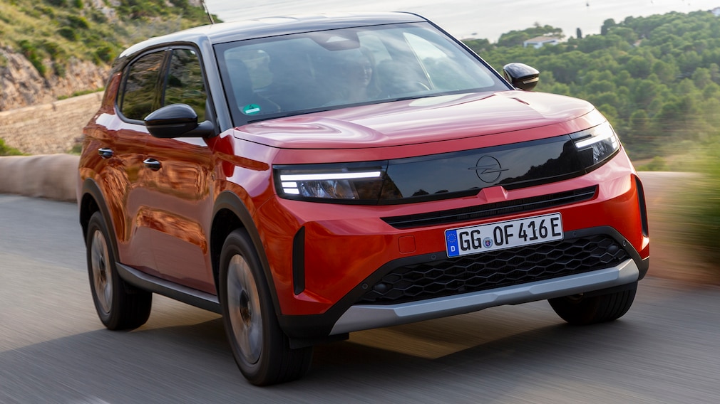 Großes Angrillen bei Opel: Frontera feiert Deutschland-Premiere
