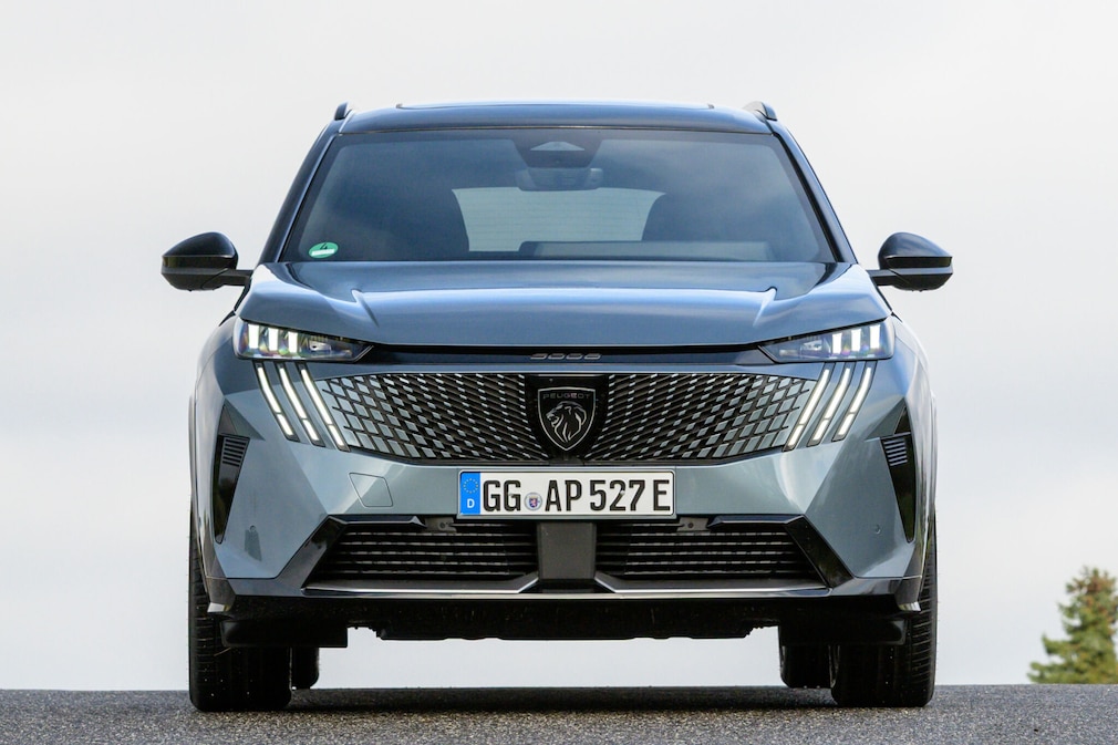 Peugeot E-5008 Dual-Elektromotor