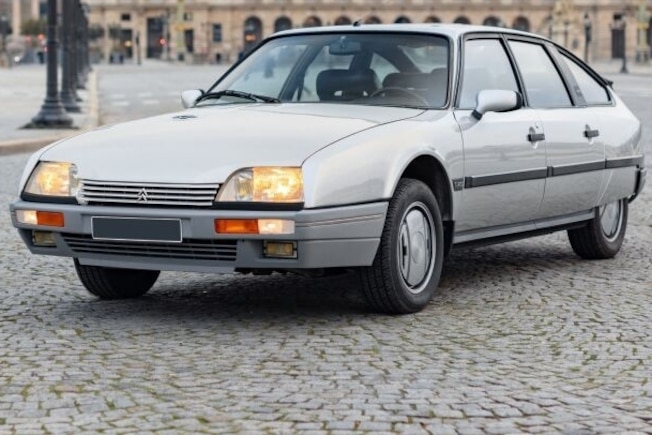 Citroën CX 25 GTI Turbo 2 stehend schräg von vorn