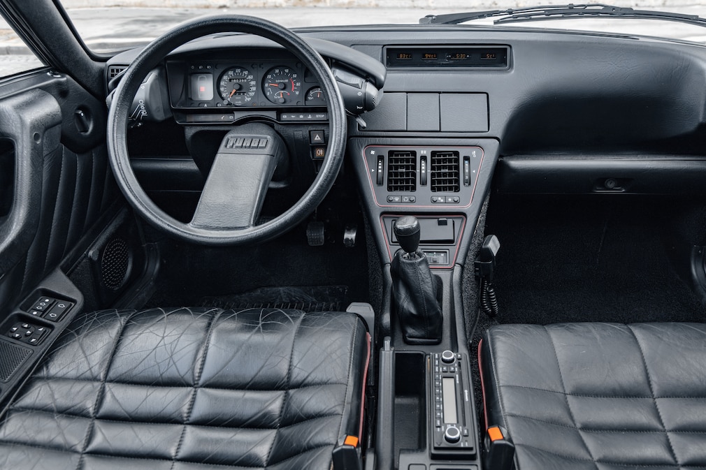 Cockpit des Citroën CX 25 GTI Turbo 2
