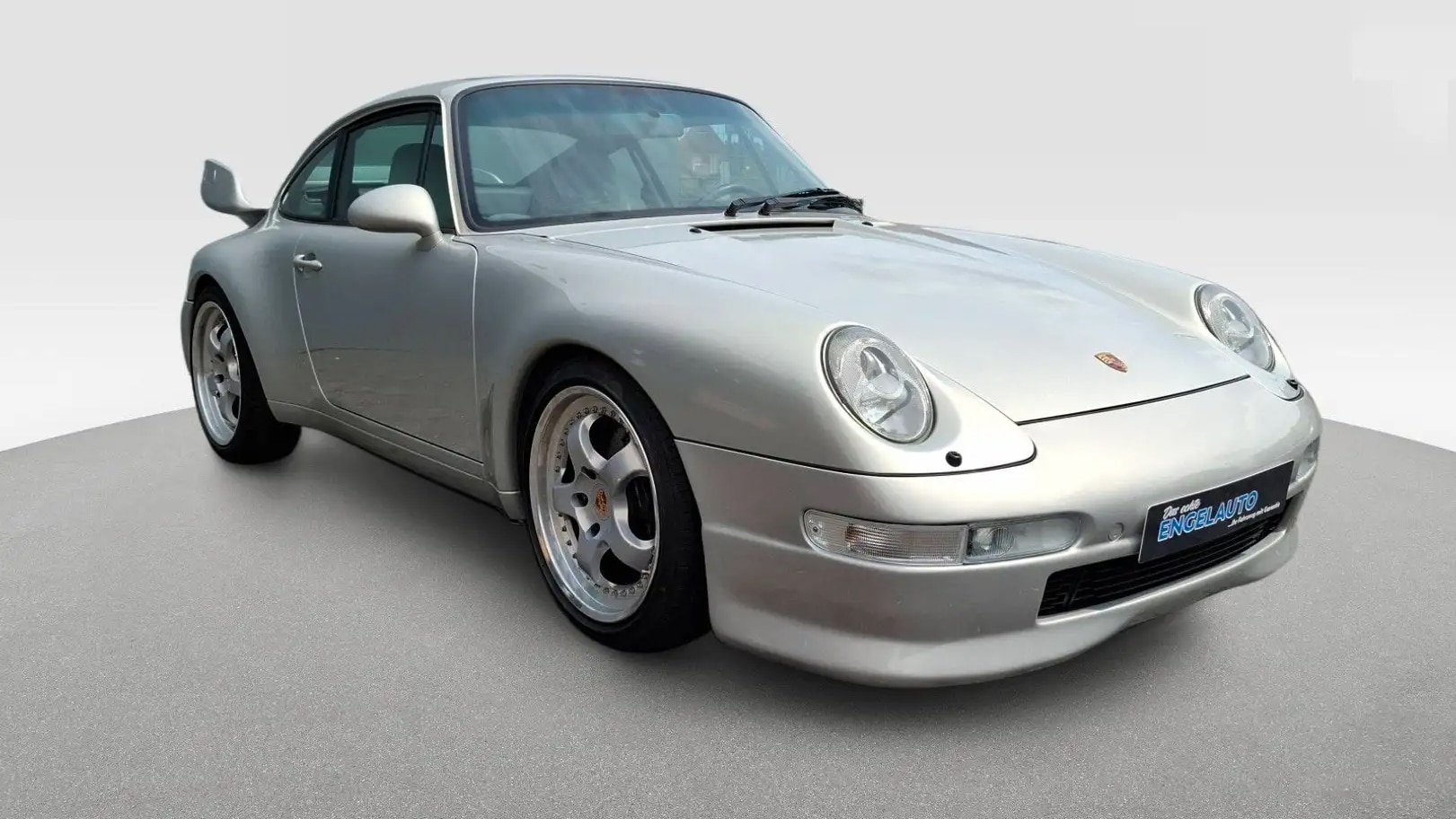 Porsche-Klassiker-mit-wenig-km-und-Aero-Kit-im-Angebot