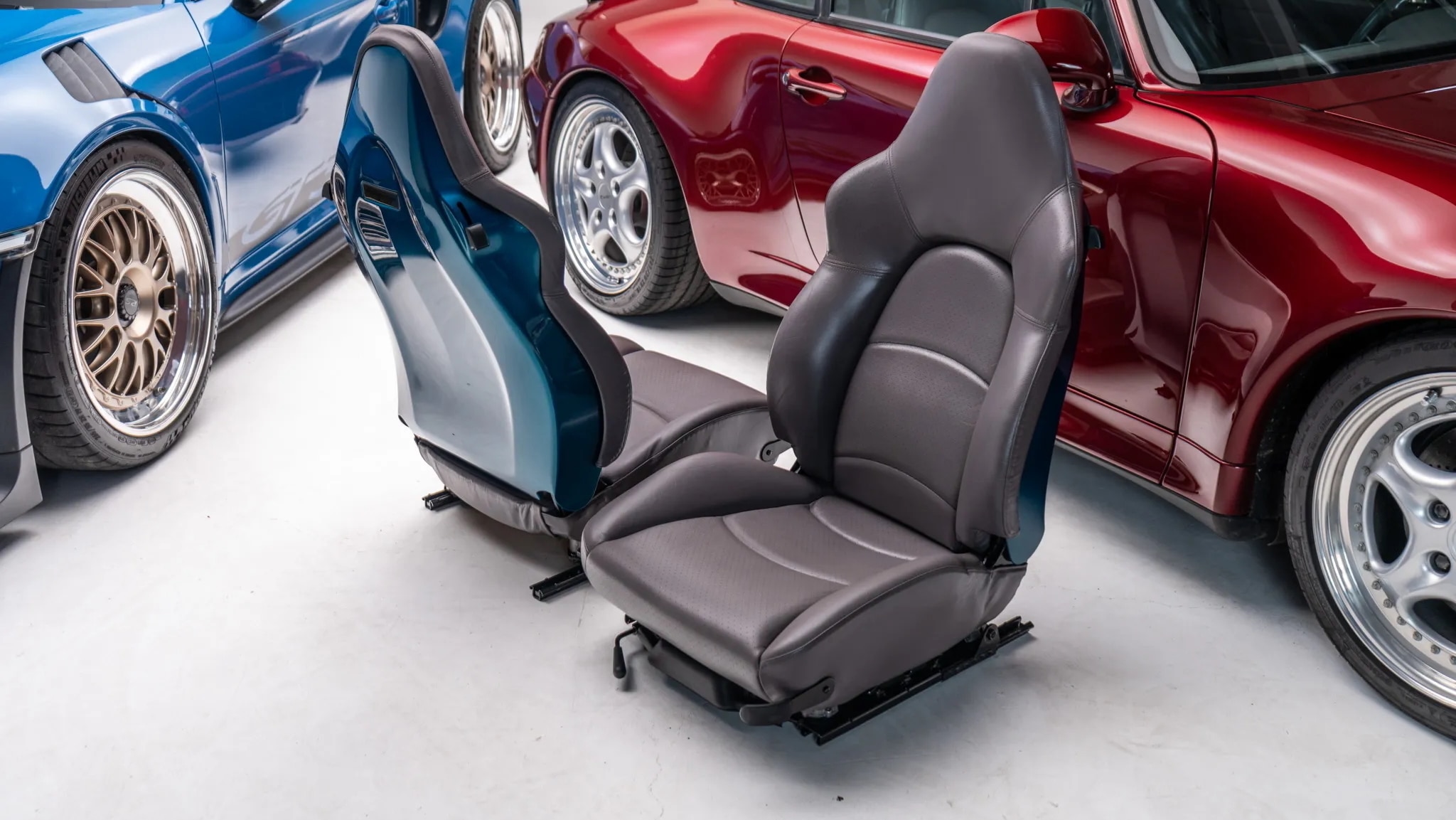 Gebrauchte-Auto-Sitze-f-r-21-000-Euro-