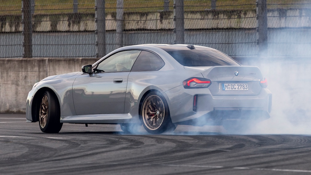 BMW M2 CS