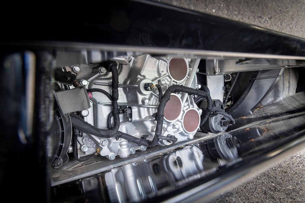 McLaren Artura Spider