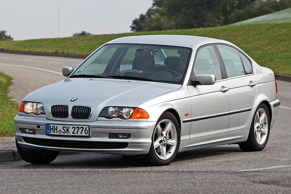 BMW 320i