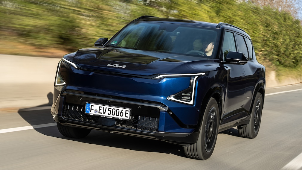 Neues Elektro-Kompakt-SUV: So fährt der Kia EV5