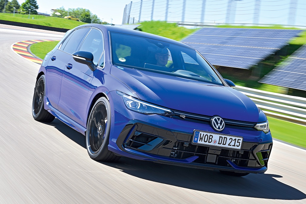 BMW M135 xDrive vs. VW Golf R: Vergleichstest