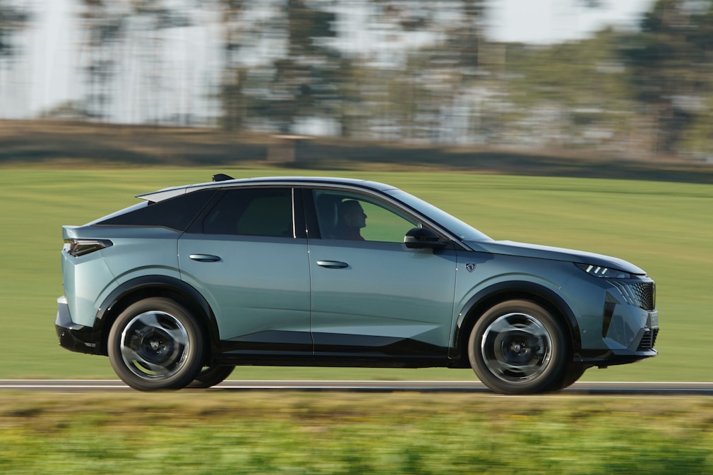 Peugeot E-3008 Dual Elektromotor AWD