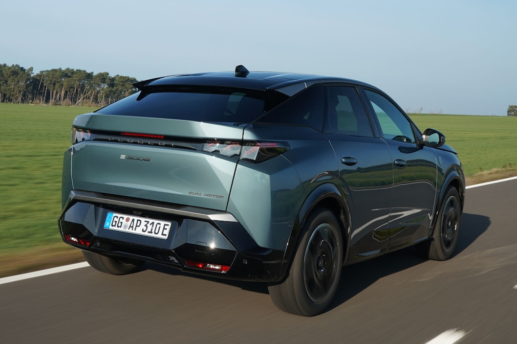 Peugeot E-3008 Dual Elektromotor AWD