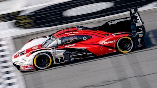 Deutscher Porsche-Star gewinnt in Daytona