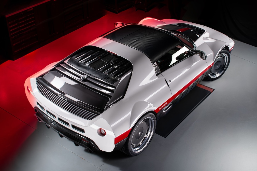 Bertone Runabout