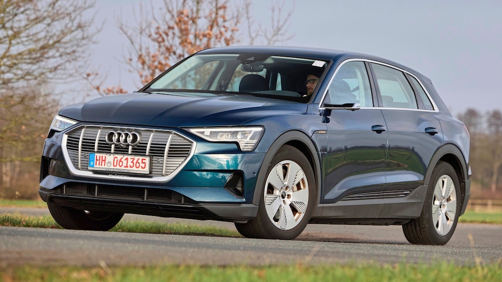 Audi e-tron 50 quattro