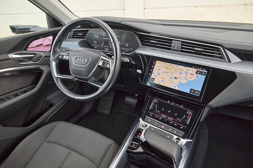 Audi e-tron 50 quattro