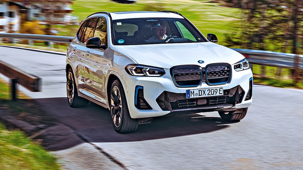 BMW iX3
