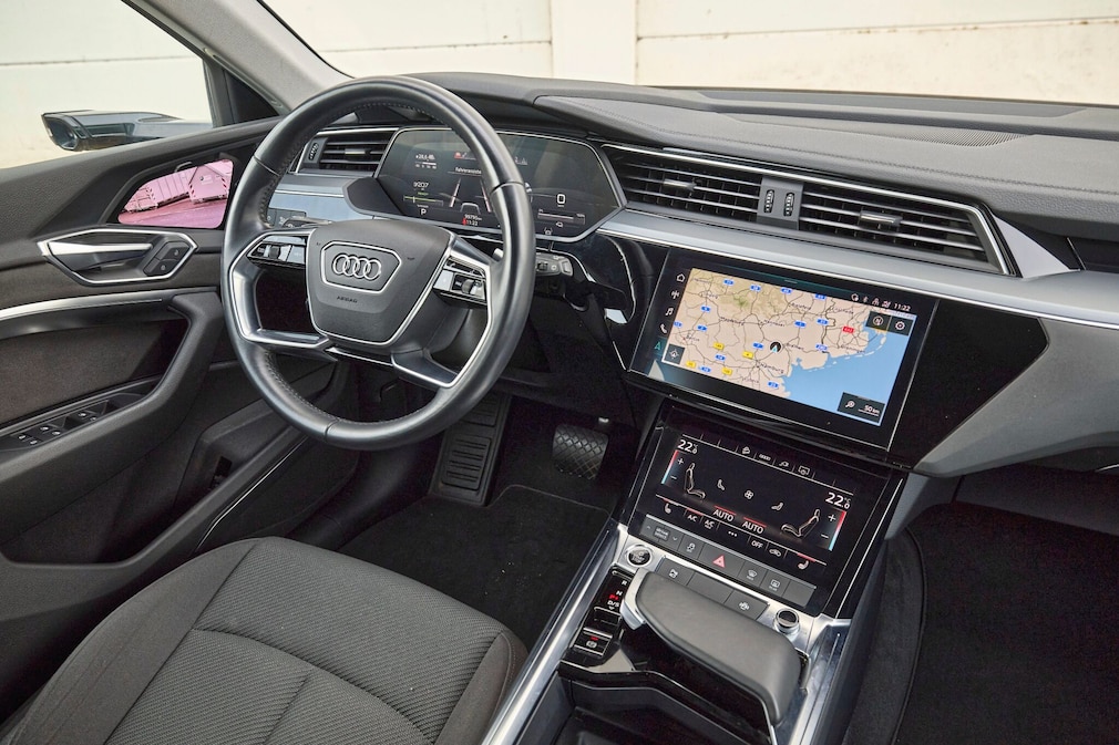 Audi e-tron 50 quattro