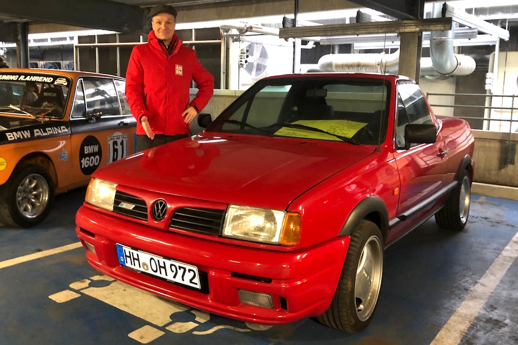 VW Treser Polo 86c stehend schräg von vorn