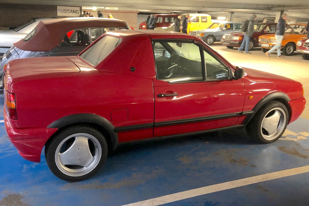 VW Treser Polo 86c stehend vin der Seite