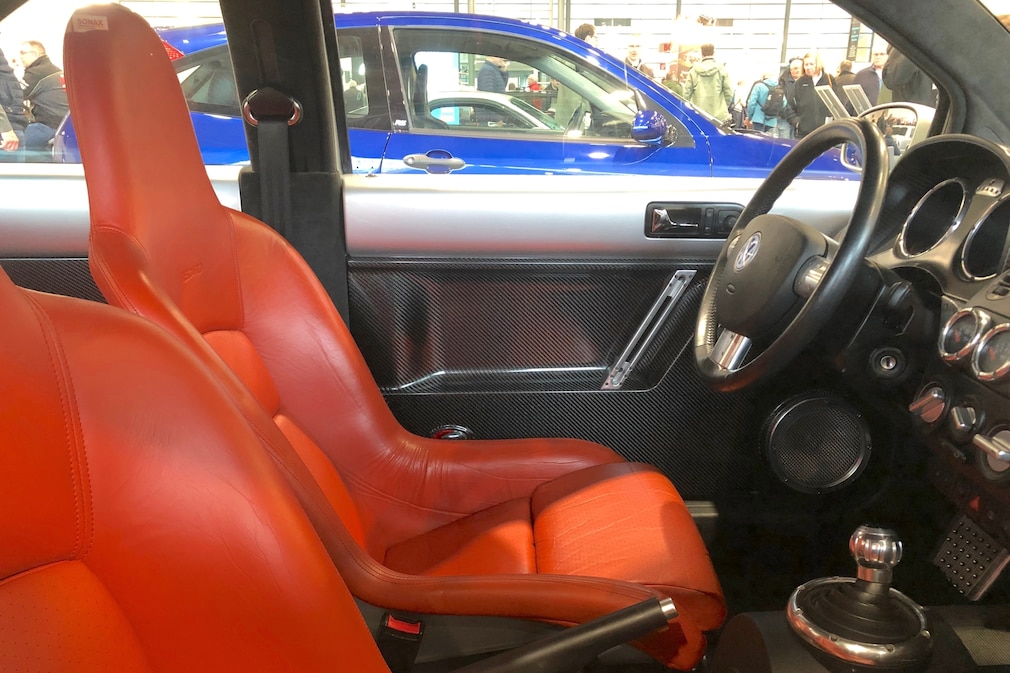 Innenraum des VW New Beetle RSi