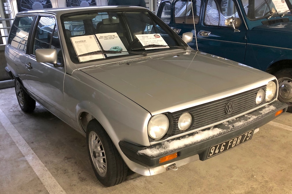 VW Polo SP 86C stehend schräg von vorn