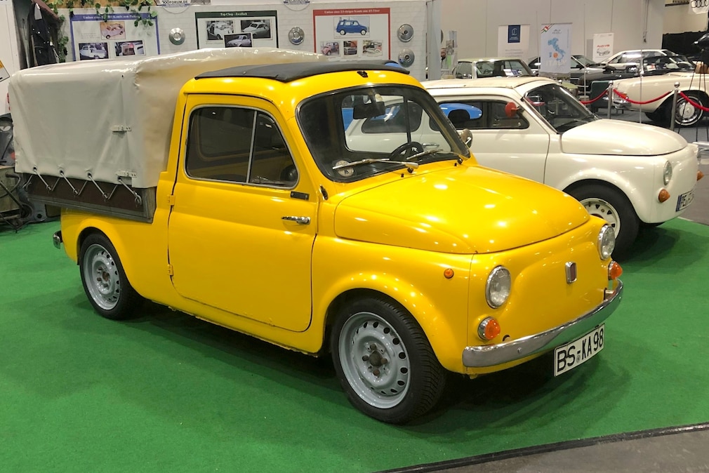 Fiat 500 Pick-up stehend von schräg von