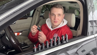 Aufmacherbild, alle 10-USB-Ladegeräte auf Amaturenbrett