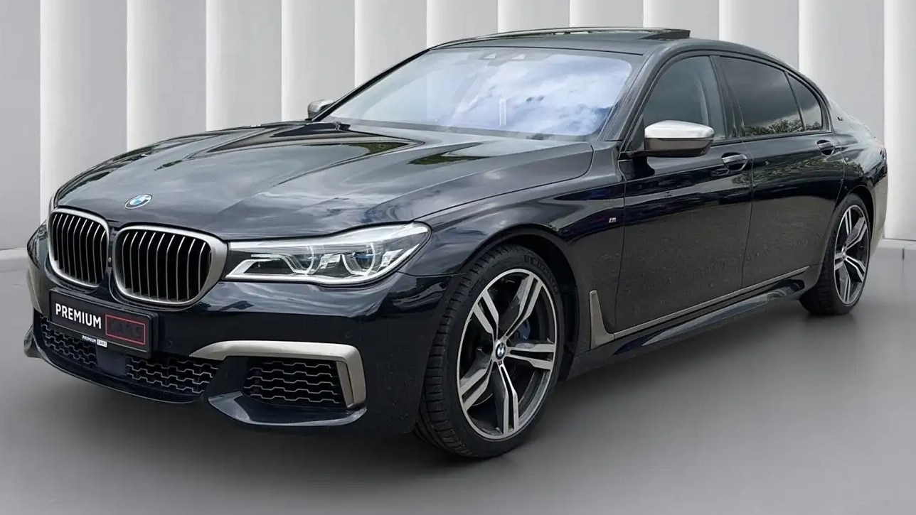 V12-Luxuslimousine-mit-609-PS-und-fast-110-000-Euro-Wertverlust