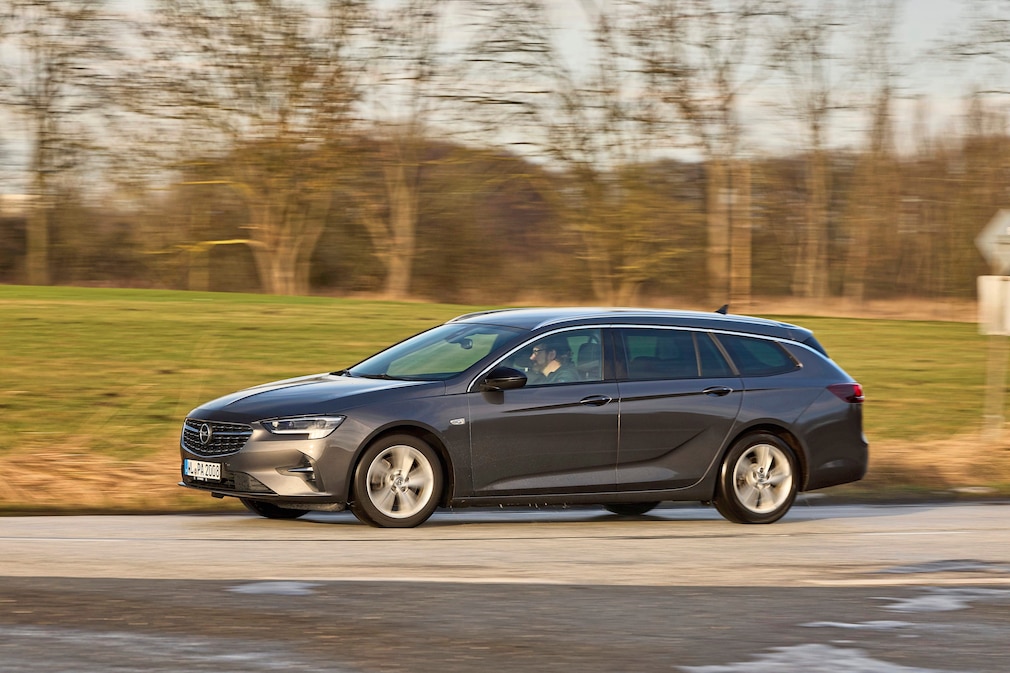 AutoBild Produktion Gebrauchtwagen: Opel Insignia B (BJ 2022) | GW Opel Insignia B (Bj. 2022)