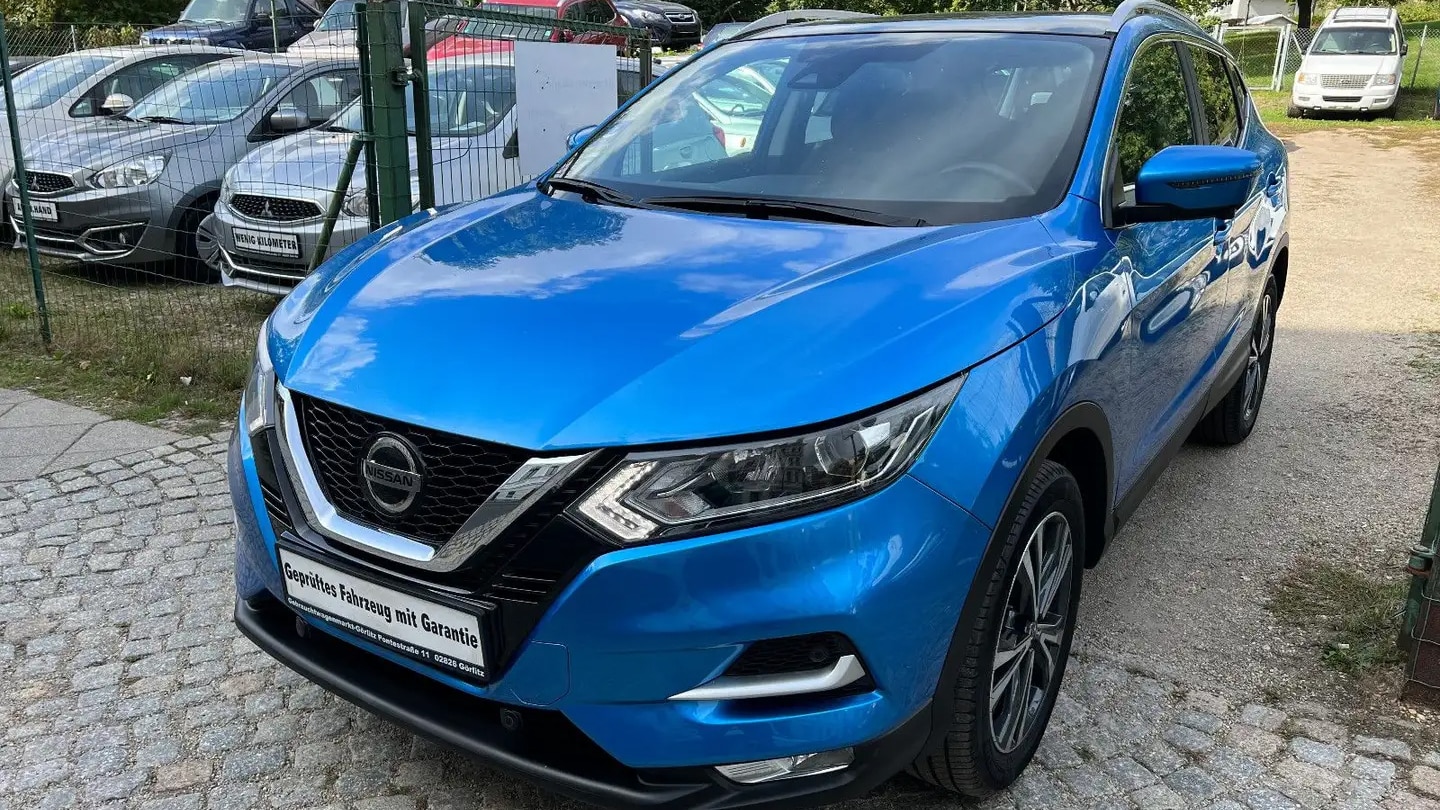 Kaum-gefahrener-Nissan-Qashqai-N-Connecta-f-r-19-999-Euro