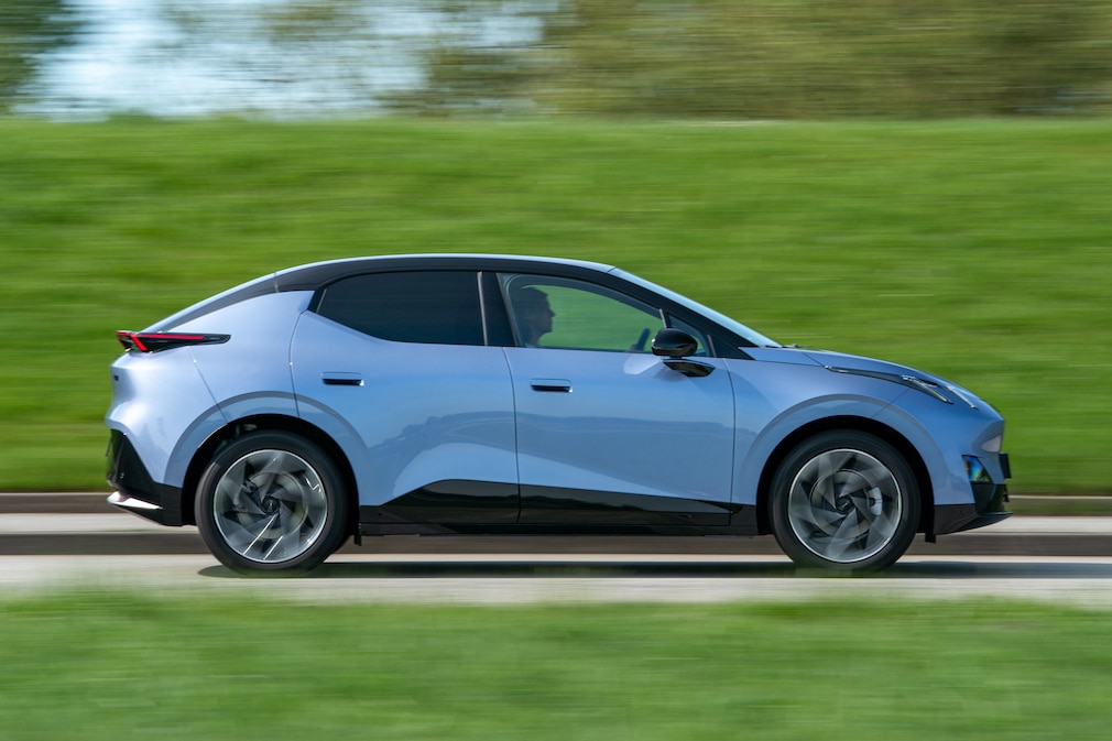 Lynk & Co 02