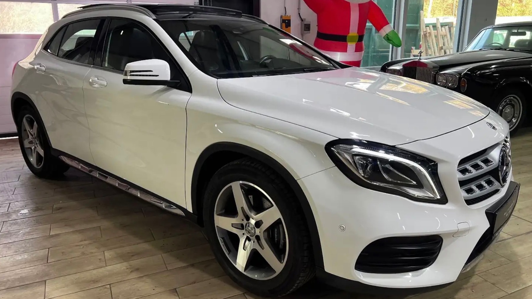 Mercedes-GLA-250-mit-AMG-Line-deutlich-unter-Neupreis