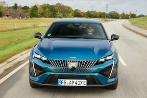 Peugeot E-408
