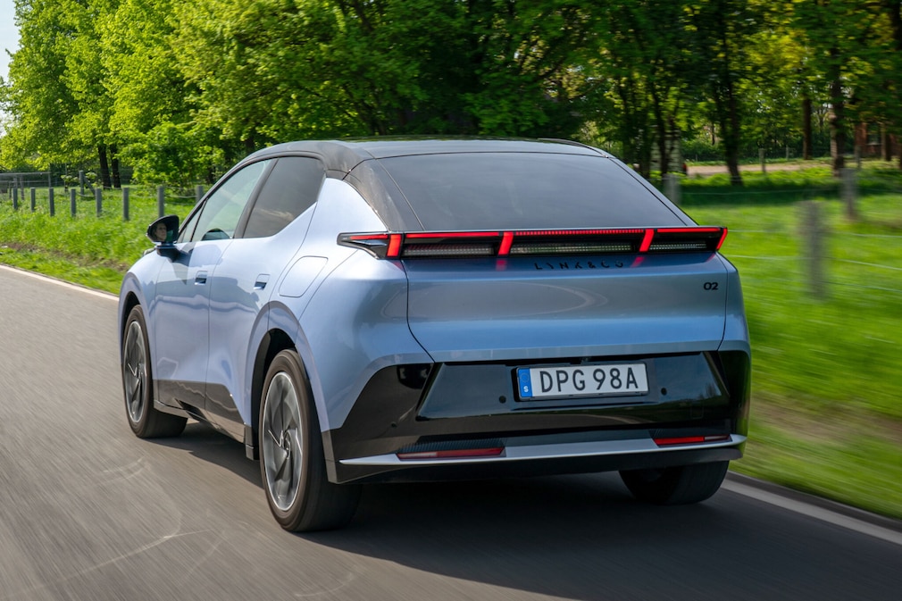 Lynk & Co 02