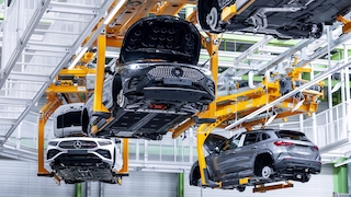 Digital, nachhaltig, effizient: Erfolgreicher Produktionsstart des CLA im Werk Rastatt Digital, sustainable, efficient: Successful production of the new CLA at the Rastatt plant