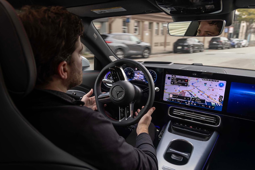 Autonomes Fahren mit dem Mercedes CLA im Test