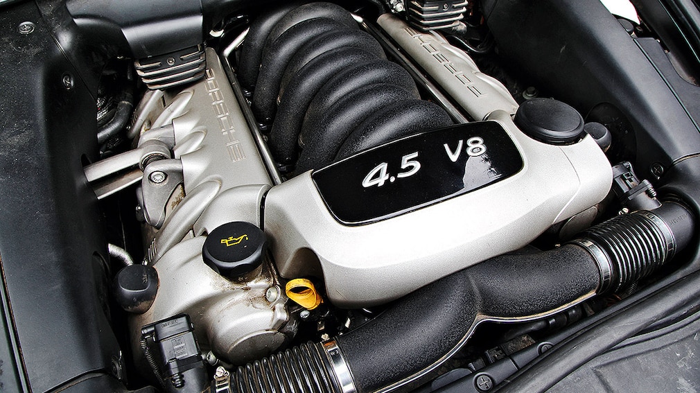 Porsche Cayenne S V8